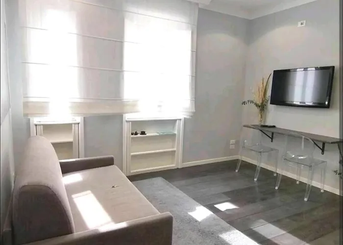 Piazza Di Spagna Διαμέρισμα *